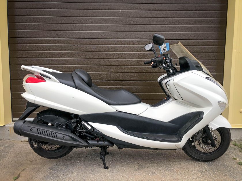 Ямаха маджеста макси скутер 250