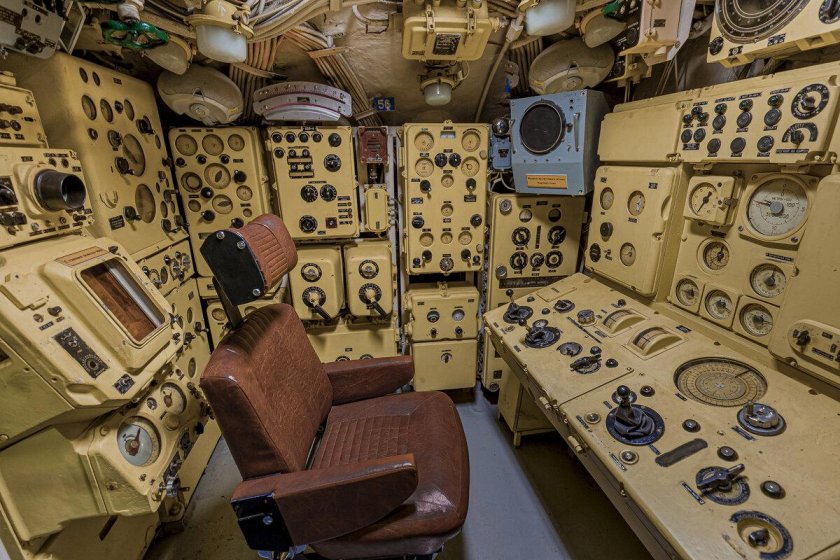 Советский самолет-гигант ант-201