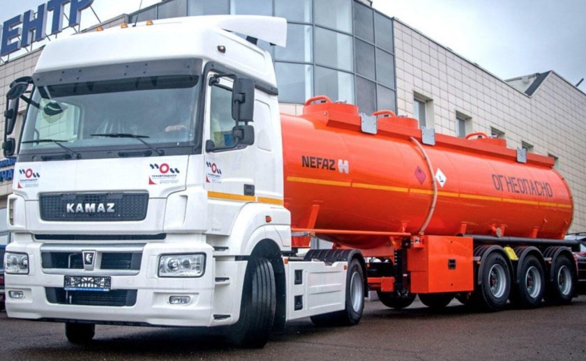 КАМАЗ 5490 бензовоз