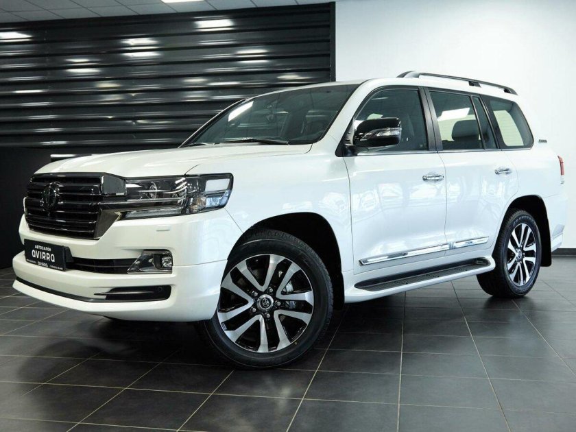 Toyota Land Cruiser 200 Excalibur