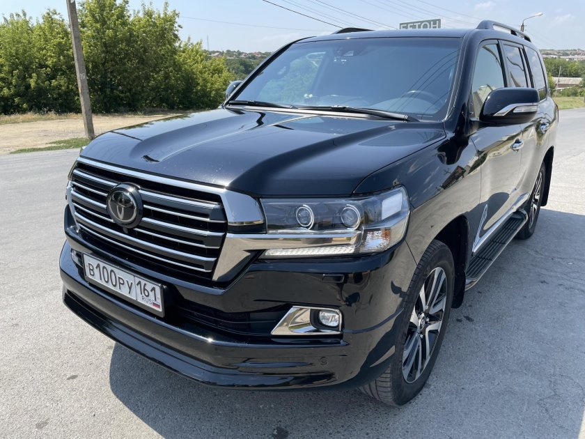 Toyota land cruiser 200 series