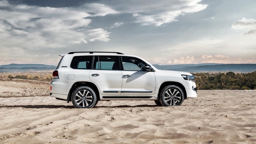 Toyota land cruiser lc 200