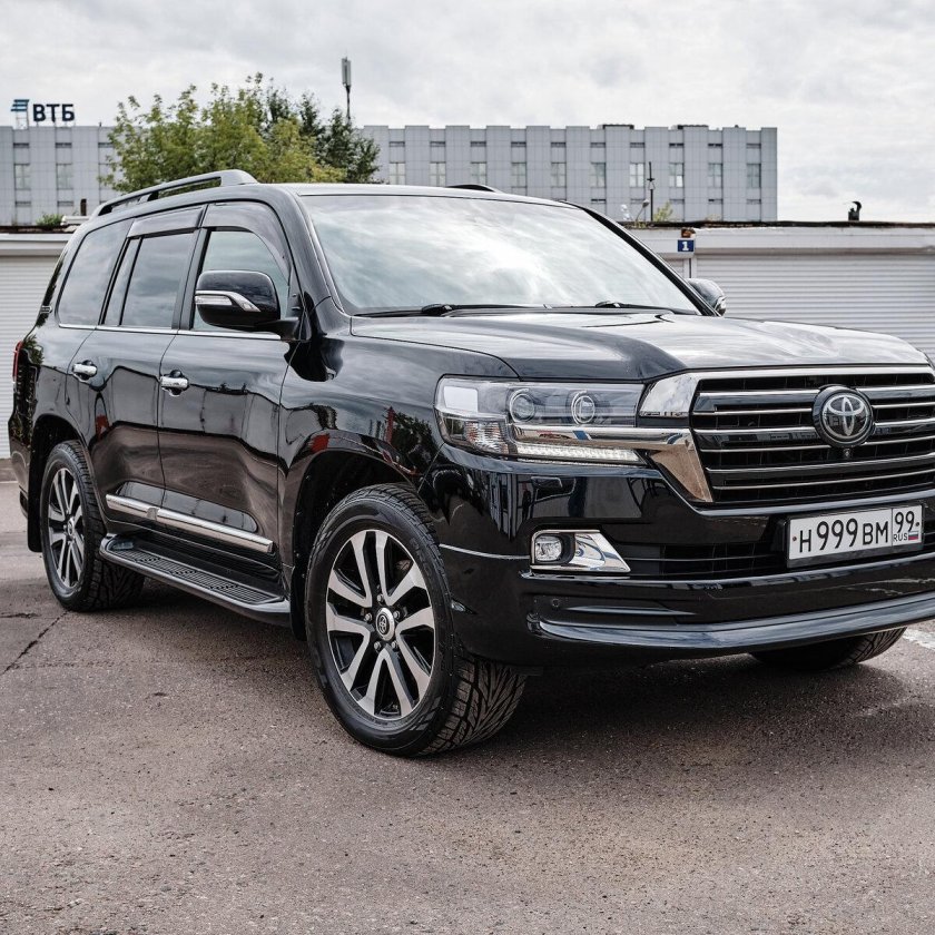 Land cruiser 200 excalibur