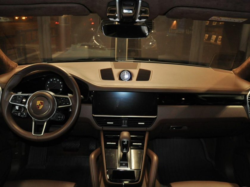 Porsche cayenne coupe