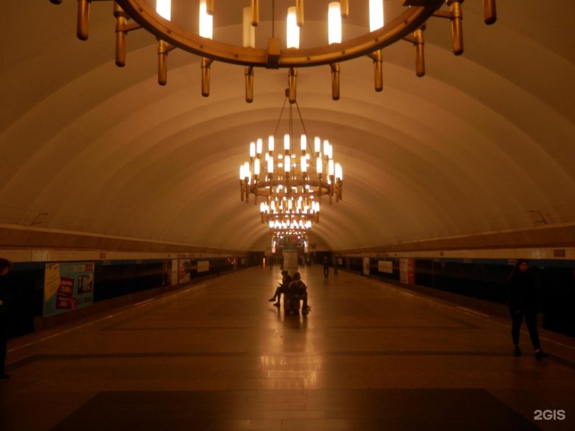 Чёрная речка (станция метро)