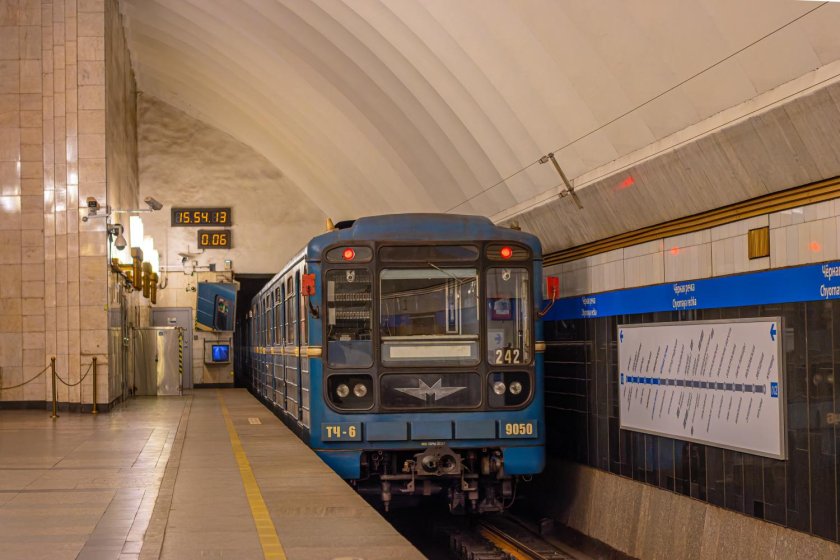 Вагон метро