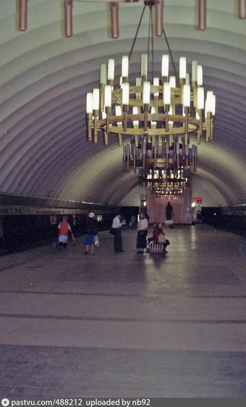 Станция метро чёрная речка Санкт-Петербург