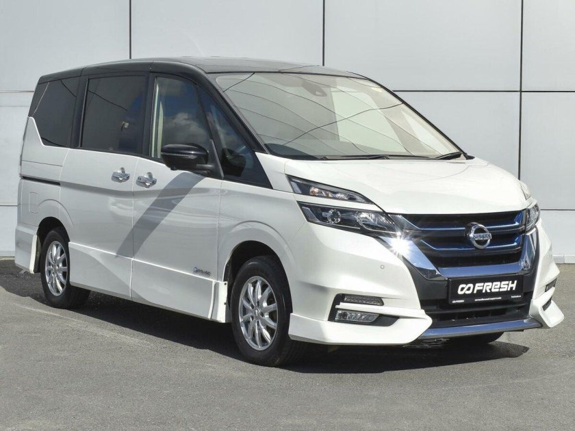 Ниссан Серена 2018 года