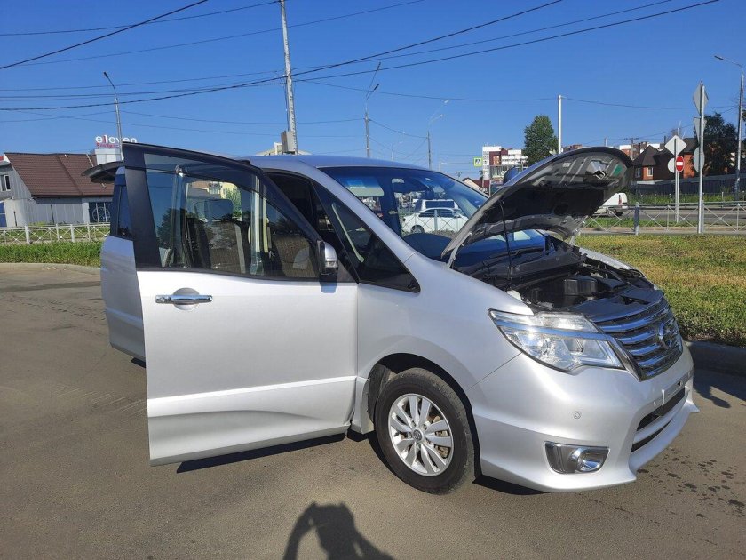 Ниссан Серена 4 ВД