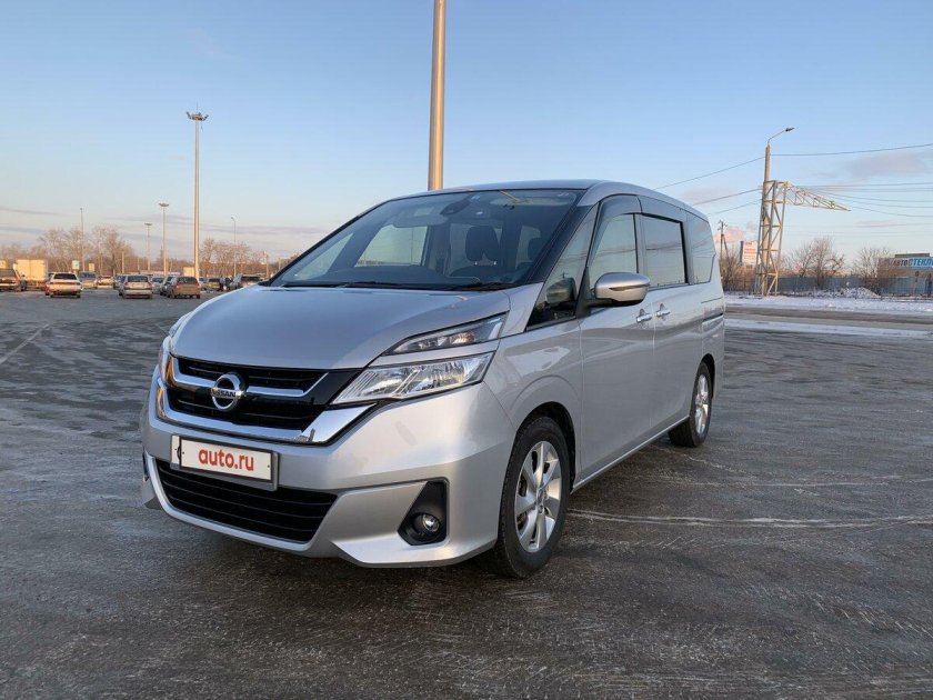 Nissan Serena 2017
