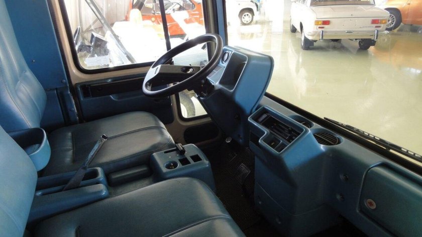 ВАЗ-2802 электромобиль