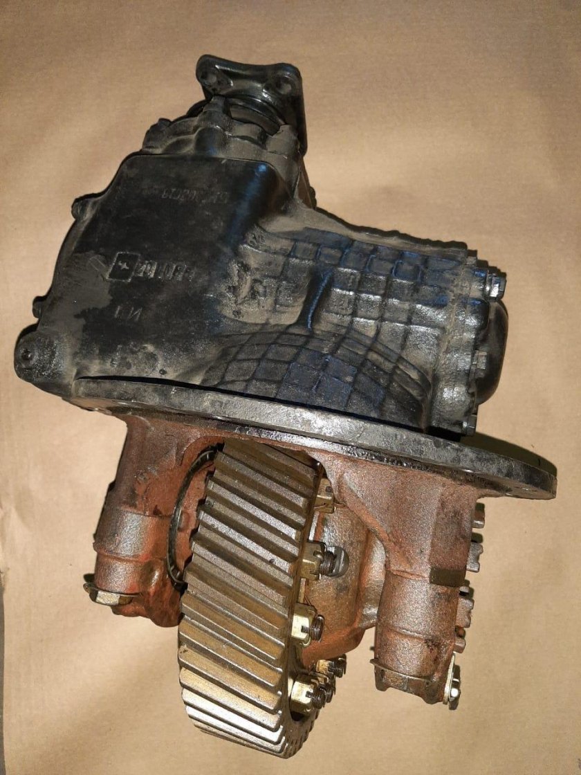 Задний редуктор ЗИЛ 131