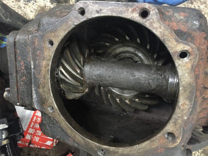 Хвостовик переднего моста ЗИЛ 131