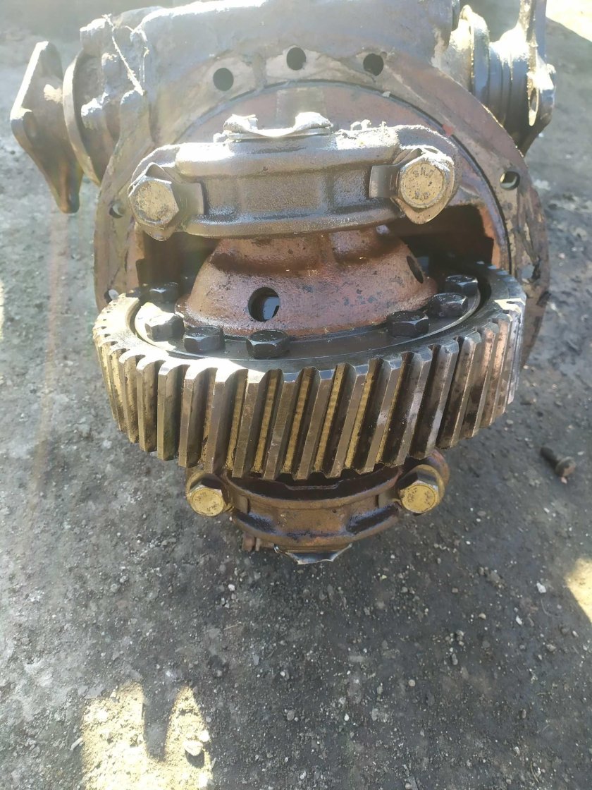 Бортовой редуктор заднего моста камаз 6520