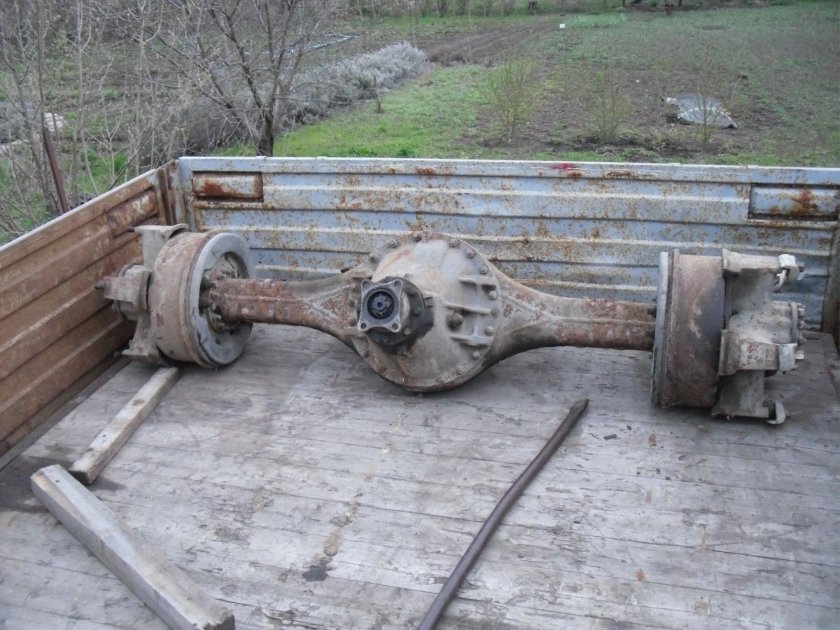 Задний мост ЗИЛ 130
