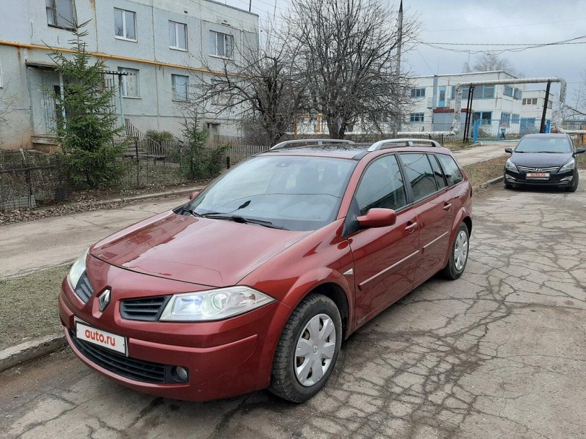 Рено Меган 2008 универсал красный