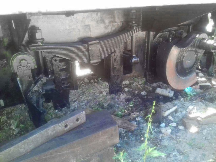 Листовая рессора электровоза