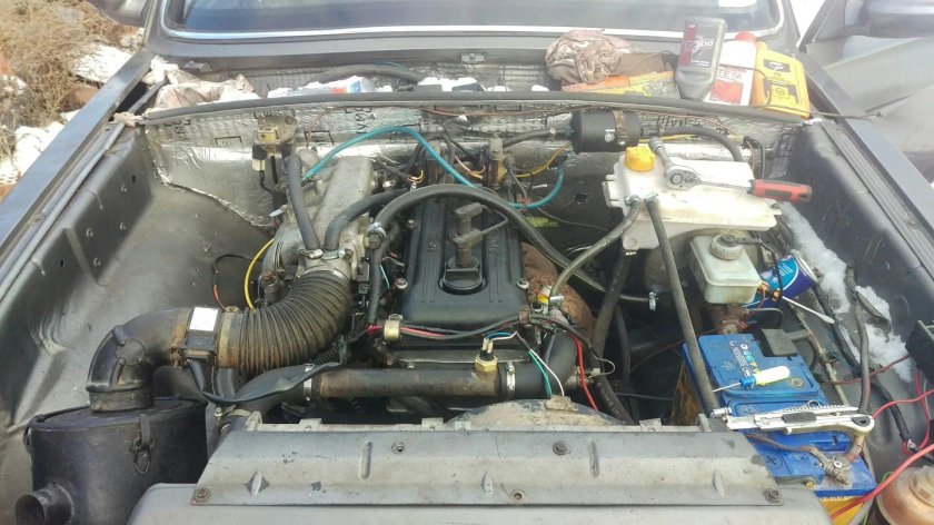 ГАЗ 31105 под капотом