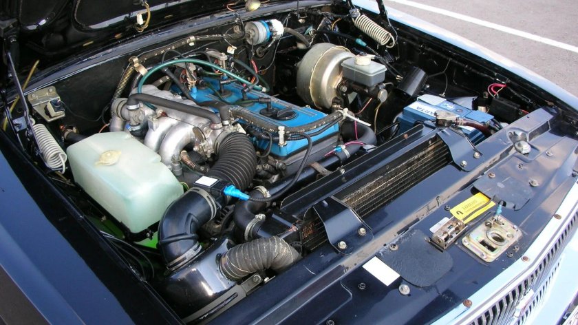 ГАЗ 3102 под капотом