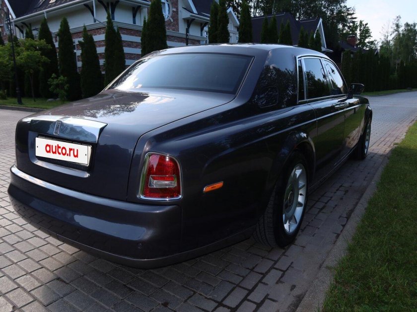 Роллс ройс фантом