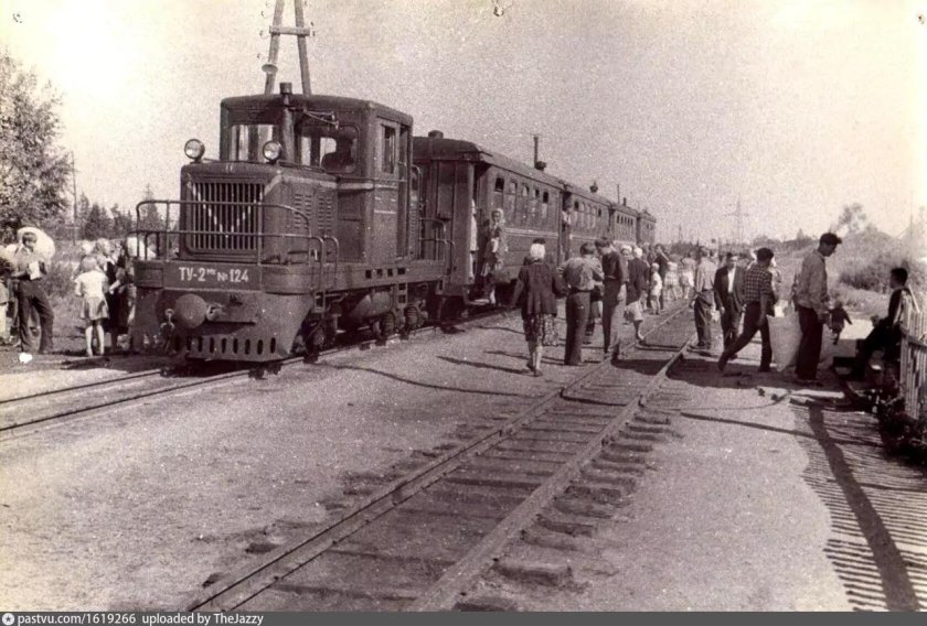 Ту2 тепловоз ДЖД