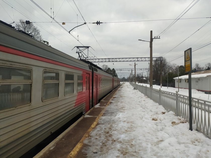 Станция Подольск электричка сбила человека