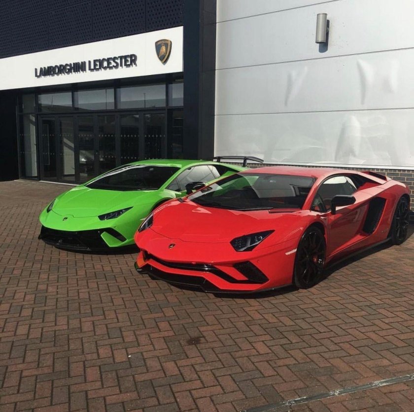 Ламборджини авентадор s