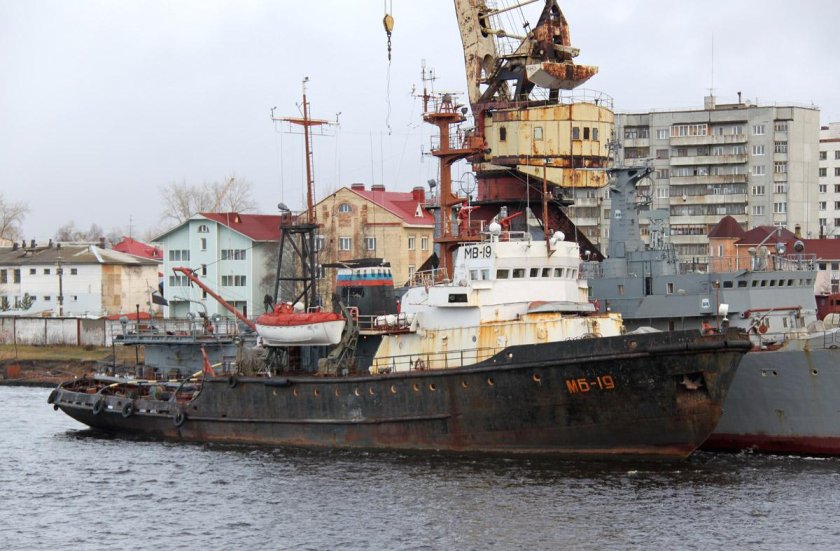 Морской буксир МБ-12 проекта 745мб