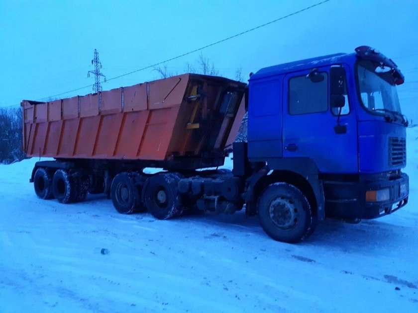 Седельный тягач маз