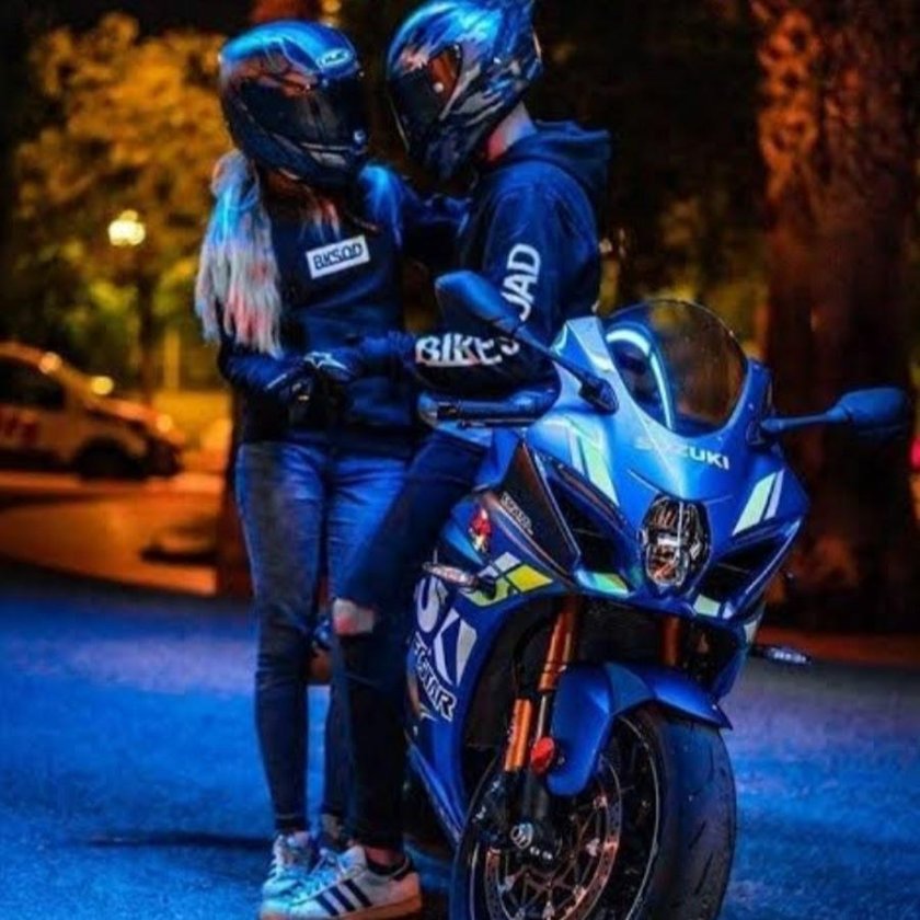 Фотосессия на мотоцикле пара