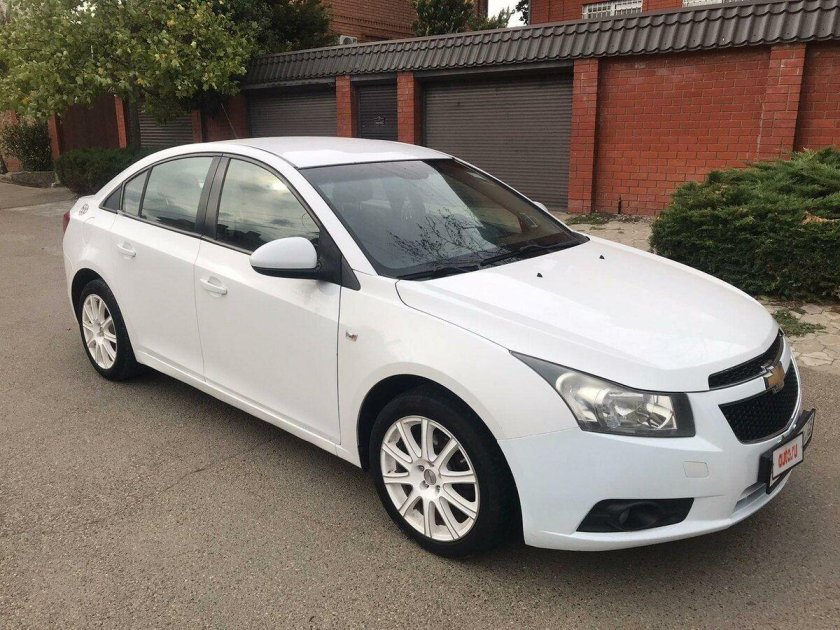 Chevrolet cruze j300 2012