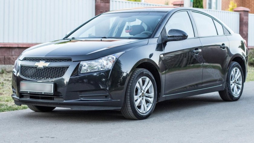 Шевроле Круз седан 2010