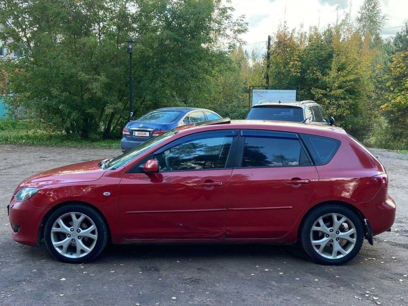 Mazda 3 i bk