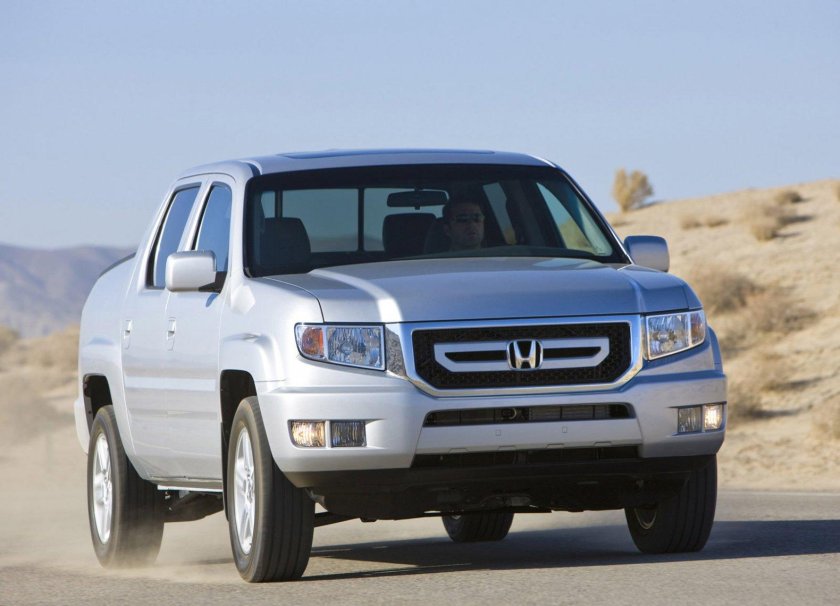 Honda Ridgeline 1 поколения