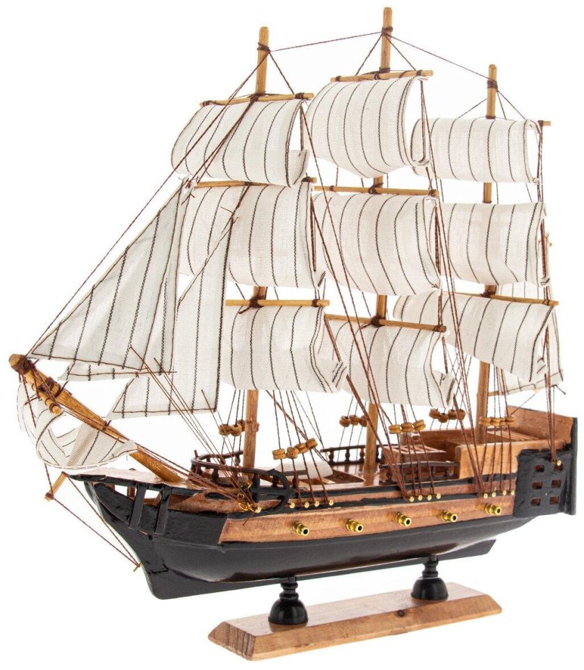 Модель корабля