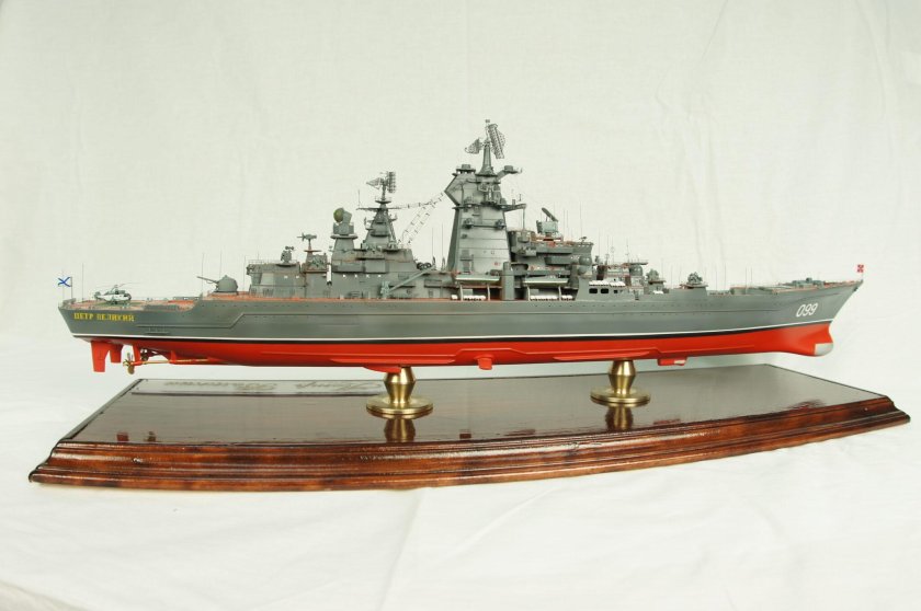 Петр Великий сборная модель 1/350