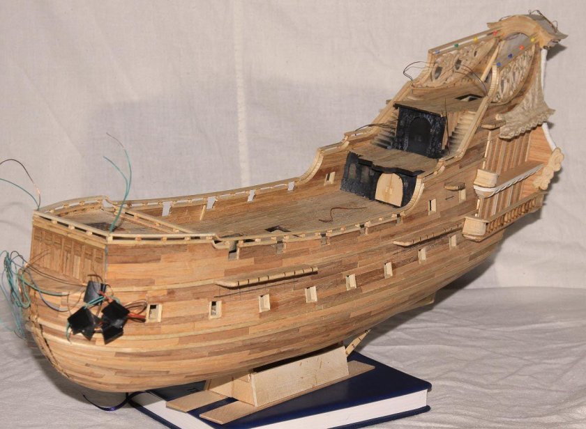 Деревянный корабль