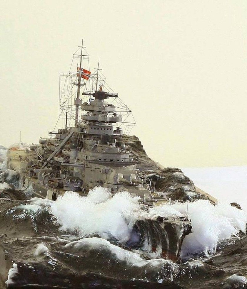 Линкор бисмарк