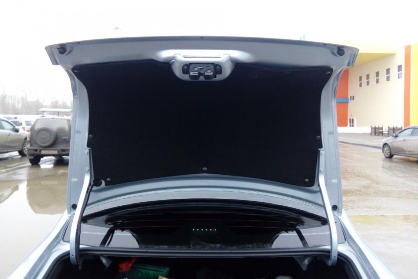 Крышка багажника Датсун он до