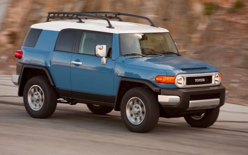 Toyota FJ Cruiser 2011