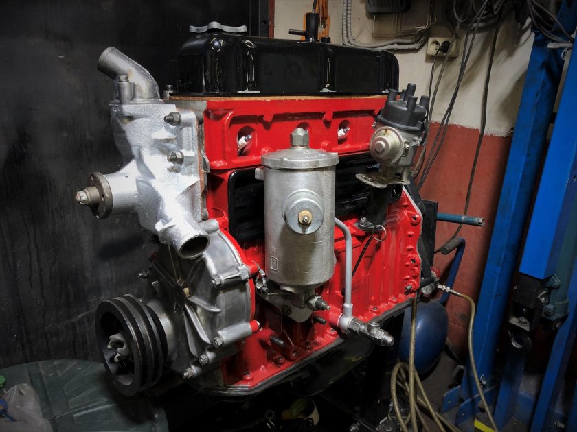 ГАЗ 24 мотор