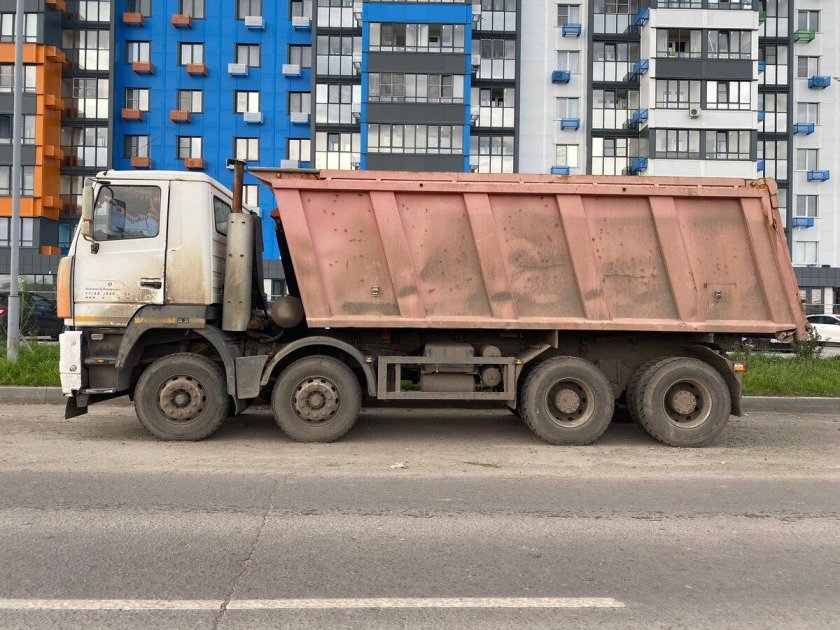 Самосвал маз