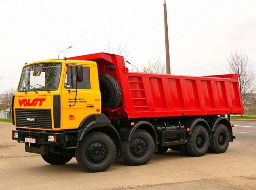 Самосвал МЗКТ-65151