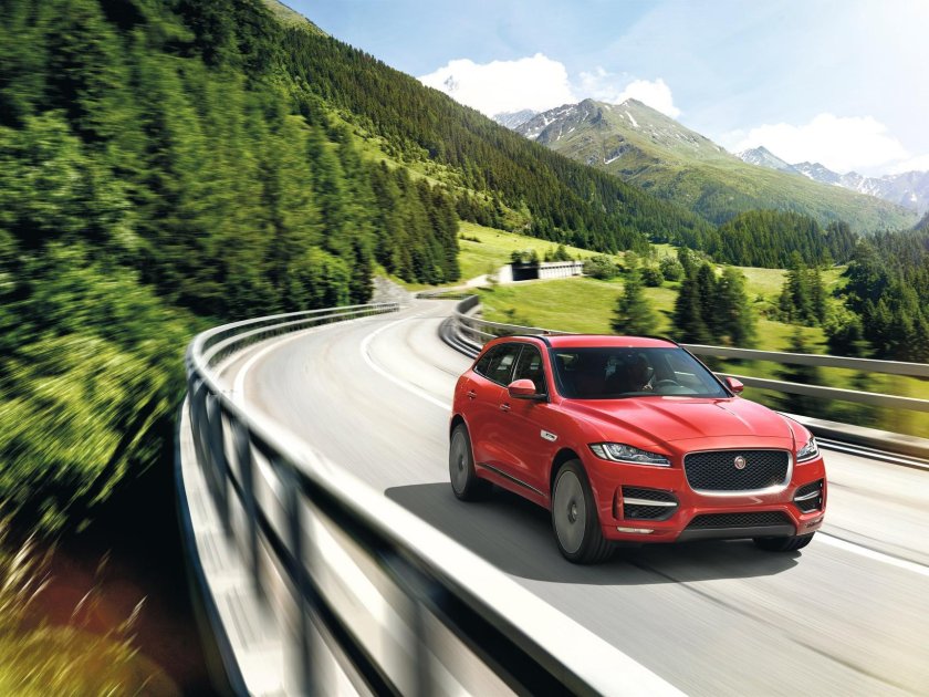 Jaguar f Pace 2017