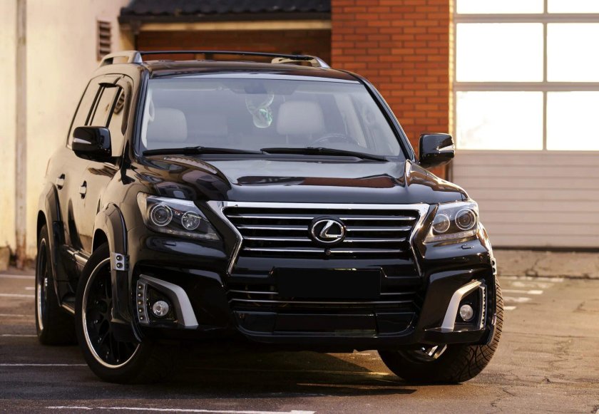 Лексус 570