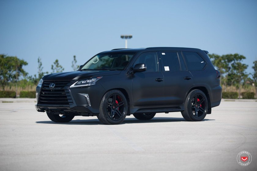 Lexus LX 570 матовый