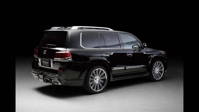 Lexus LX 570 Wald черный