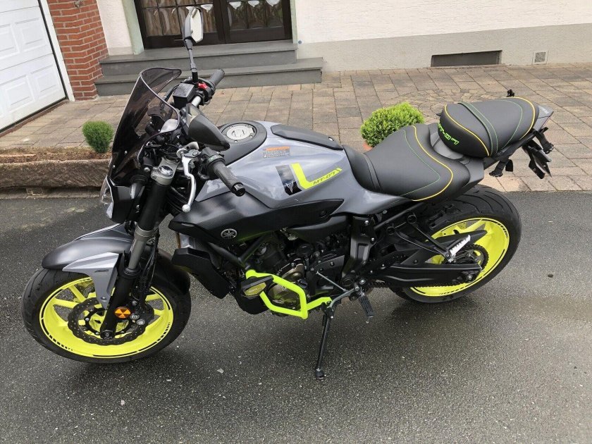 Yamaha MT-07 (FZ-07)