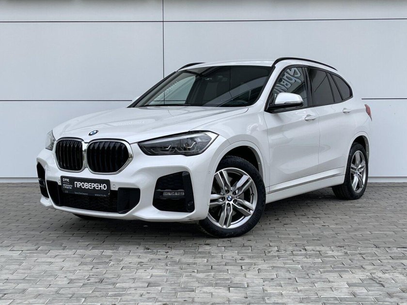 BMW x1 белая