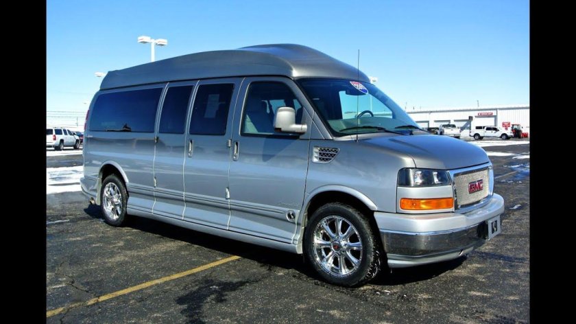 GMC Savana Chevrolet Express